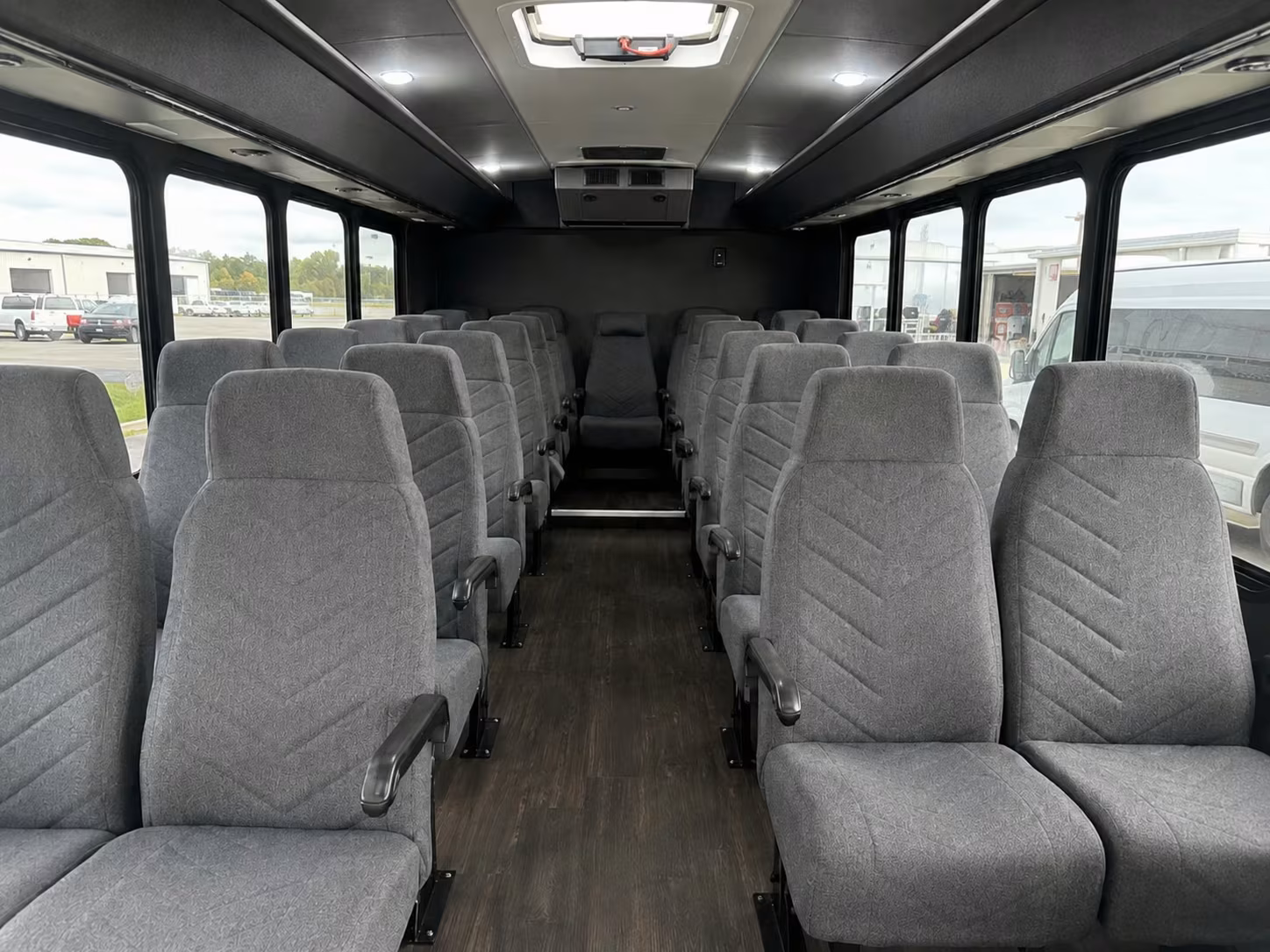 reading 15 passenger minibus rental