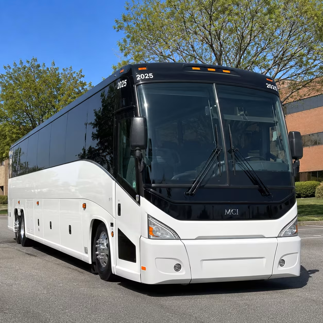 rent reading concert shuttle buses online or by phone