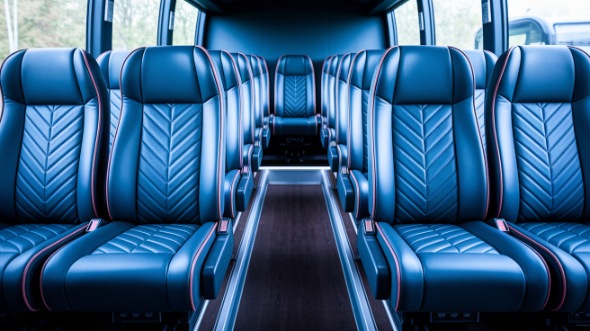 reading 15 passenger minibus rental