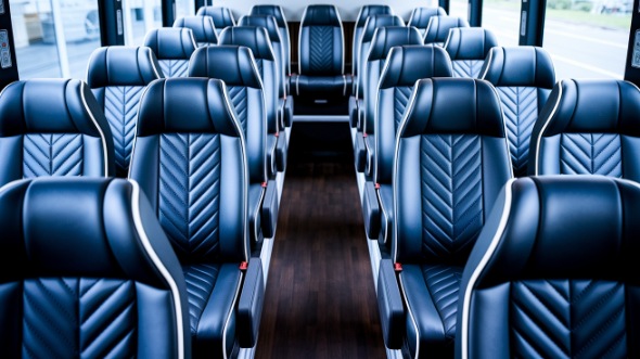 reading 18 passenger minibus rental